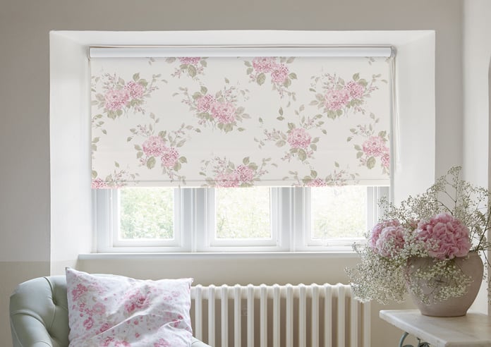 Shabby Chic by Rachel Ashwell Belle Hydrangea (Blackout), Powder Pink - Roller Blind - Image 3